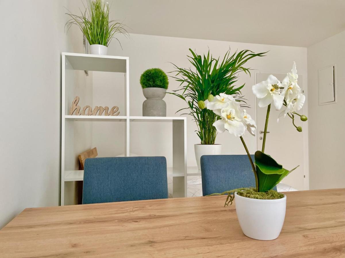 Bright Modern Flat With Balcony Viena Exterior foto